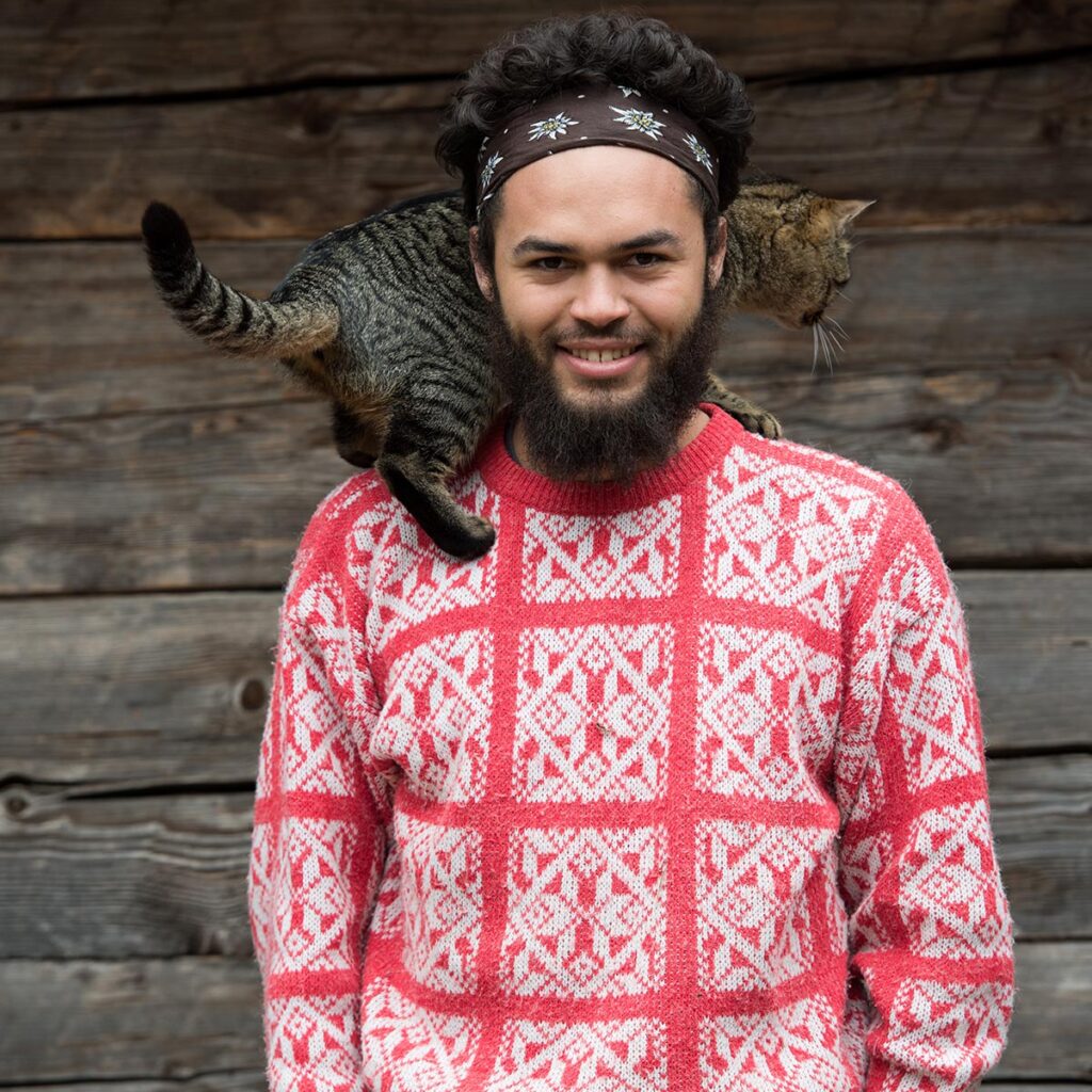 portrait of man and cat pqbszax.jpg